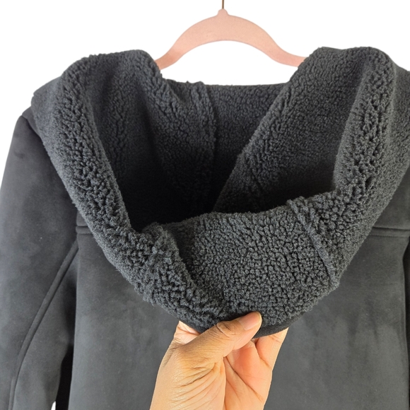 Laruen Ralph Lauren Faux Shearling Toggle Buttoned Black Coat - Picture 11 of 16